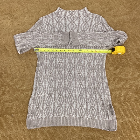 Eight Eight Eight tunic sweater. - Picture 2 of 3
